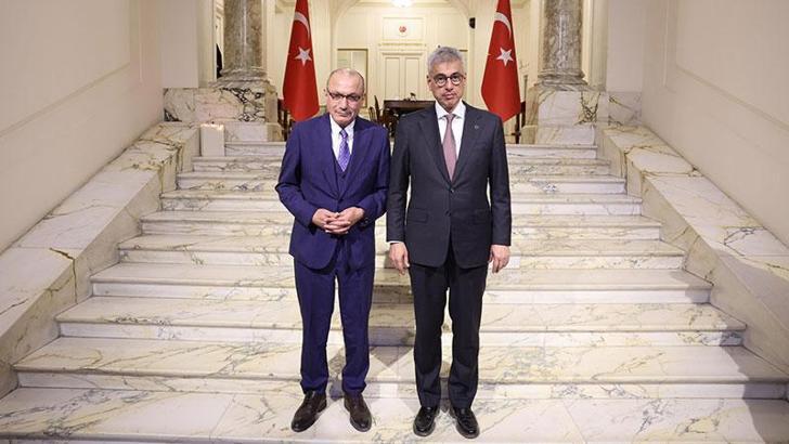 Bakan Memişoğlu, Türkiye’nin Kahire Büyükelçiliği’ni ziyaret etti