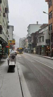 Bursa'da kar yağışı; yüksekler beyaza büründü