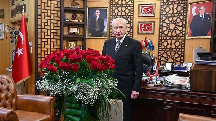 Cumhurbaşkanı Erdoğan, Bahçeli'nin yeni yılını ve yaşını kutladı