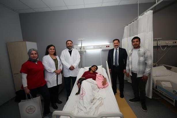 Hatay’da 2026’nın ilk bebeği Sultan Nare oldu