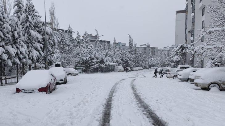 Kahramanmaraş’ta okullara kar tatili
