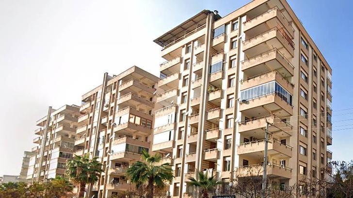 152 kişinin öldüğü Palmiye Sitesi’nin yıkılmasına ilişkin 3 kamu görevlisine dava