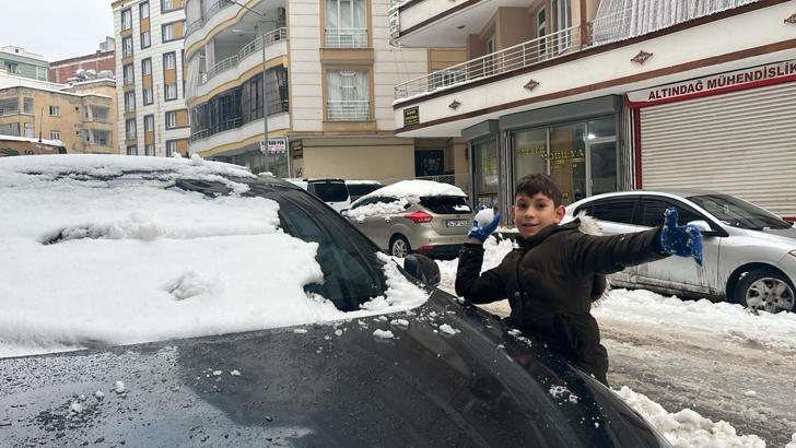 Batman ve Siirt’te eğitime ‘kar’ engeli