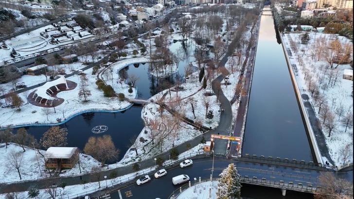 İstanbul - Kar yağışının ardından Hasbahçe havadan görüntülendi