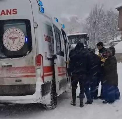 Karla mücadele ekipleri diyaliz hastaları için seferber oldu (2)