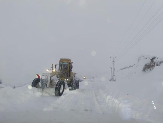 Kayseri'de kapanan 187 mahalle yolu ulaşıma açıldı