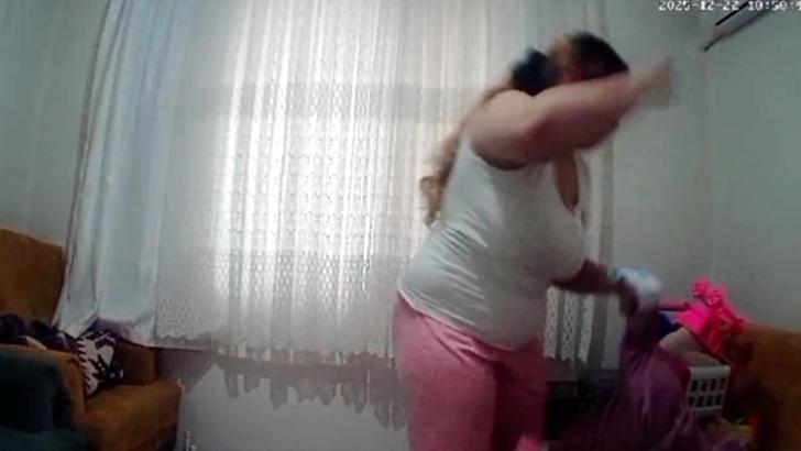 1 yaşındaki bebeğe anne şiddeti kamerada