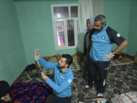 UMKE, 6 saat sonra ulaştıkları adreste doğum yapan kadına müdahale etti
