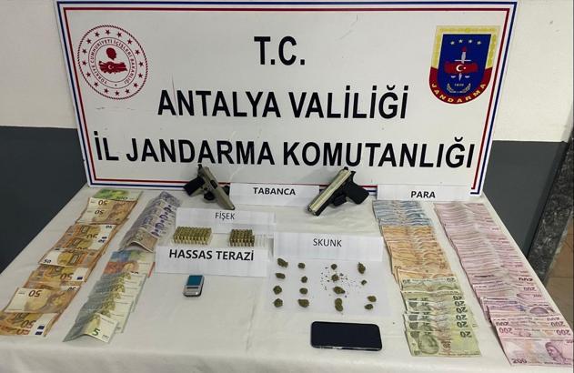 Manavgat'ta uyuşturucu operasyonu