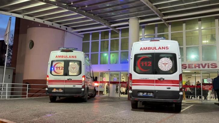 Kuruyemişçide çıkan sıra tartışmasında düşerek ağır yaralandı