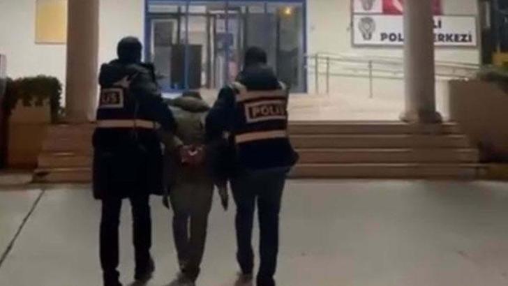 İzmir'de 17 bin 280 sentetik hap ele geçirildi; 1 gözaltı