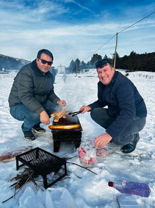 Deniz kenti Erdemli'de kar keyfi