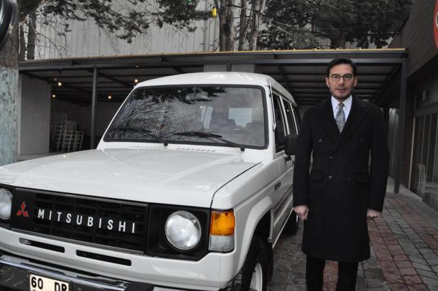 'Efsane Vali'nin restore edilen makam aracını, oğlu Başkan Yazıcıoğlu kullanacak