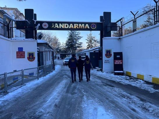 Diyarbakır'da aranan 67 şüpheli yakalandı