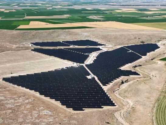 CW Enerji'den Konya'ya arazi GES