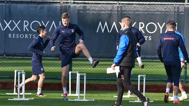 RAMS Başakşehir FK, Antalya kampında hazırlıklarını sürdürdü