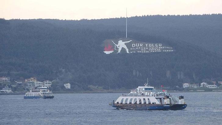 Bozcaada ve Gökçeada’da feribot seferlerine fırtına engeli