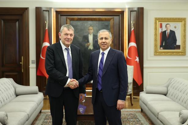 Bakan Yerlikaya, UNRWA Genel Komiseri Lazzarini ile görüştü