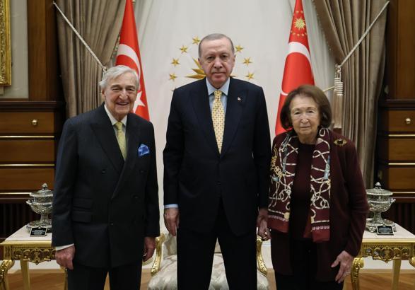 Cumhurbaşkanı Erdoğan, iş insanları Koç ve Arsel'i kabul etti