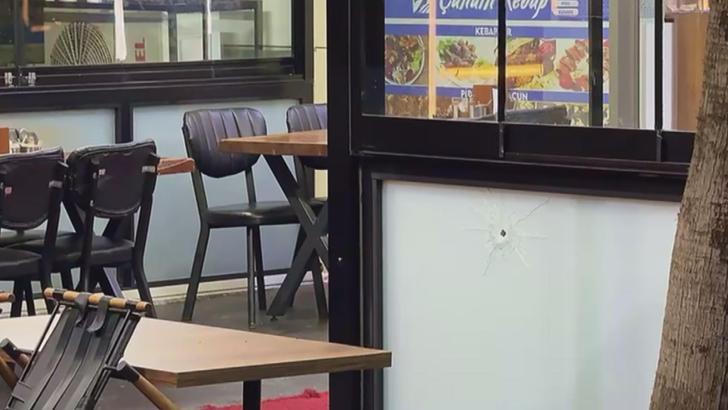 Küçükçekmece'de aynı iş yerine bir hafta arayla iki silahlı saldırı