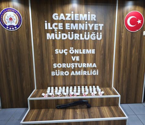 İzmir'de 2 bin 550 sentetik hap ele geçirildi; 1 gözaltı