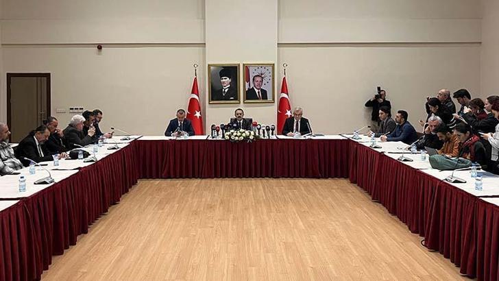 Derince Eğitim ve Araştırma Hastanesi’nde deprem önlemi: 3 blok yıkılıp yeniden yapılacak