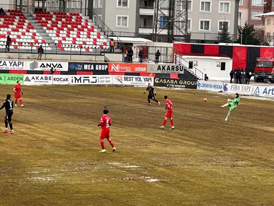 Van Spor FK, evinde Boluspor'a 1-0 mağlup oldu