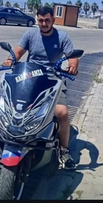 Kuşadası’nda kaldırıma çarpıp, takla atan motosikletin sürücüsü öldü; kaza anı kamerada