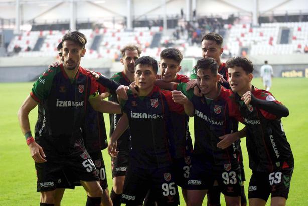 Karşıyaka perdeyi Afyon'da açıyor