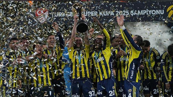 Turkcell Süper Kupa 2025’in sahibi Fenerbahçe oldu
