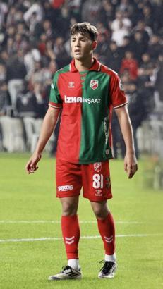 Karşıyaka'da Ahmet Yağız da gitti