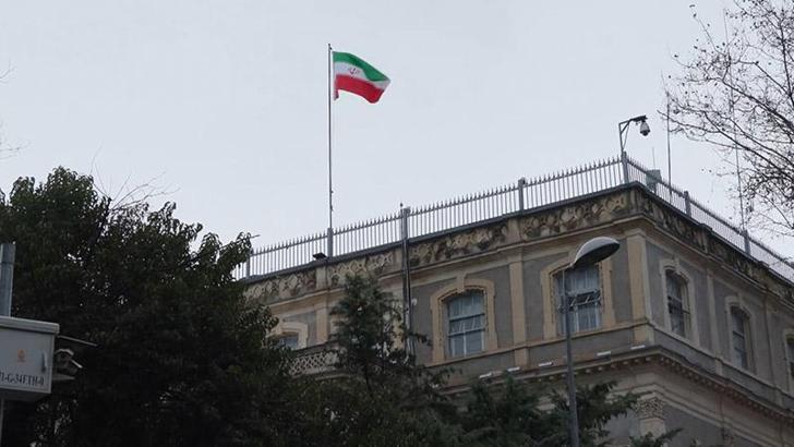 İstanbul'daki İranlılardan protestolara destek açıklaması