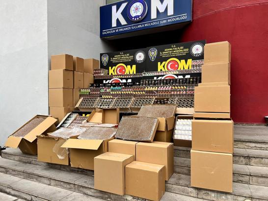 Adana'da kaçak makaron ve tütün operasyonu; 2 tutuklama