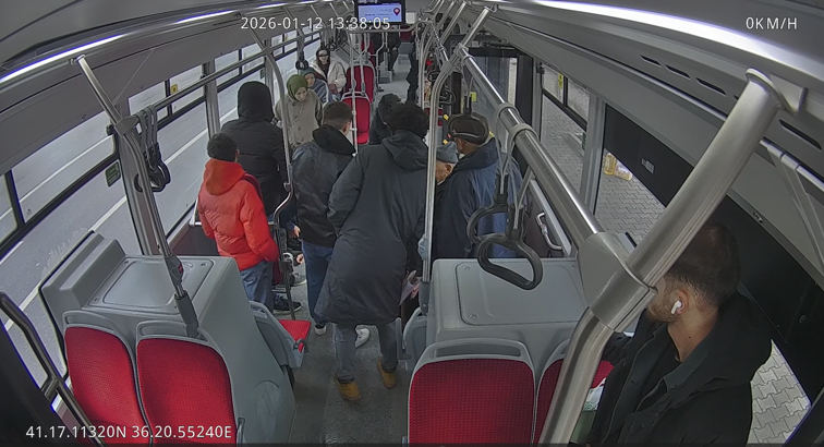 Samsun’da halk otobüsü şoförü, fenalaşan yolcuyu hastaneye yetiştirdi