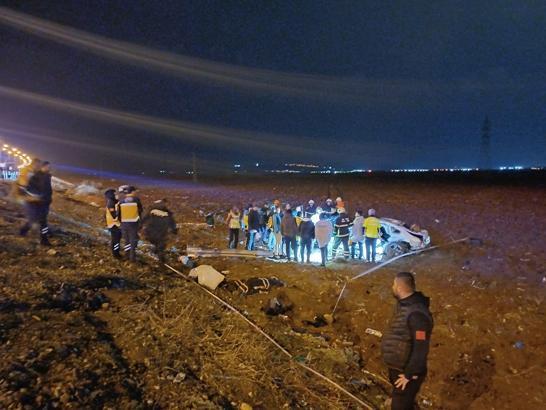 Batman’da iki otomobil çarpıştı: 3 ölü, 3 yaralı