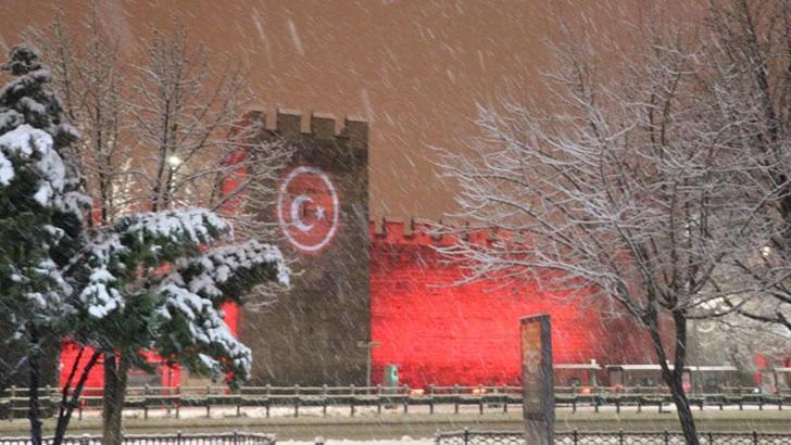 Kayseri'de yoğun kar yağışı etkili oldu