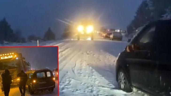 Seydikemer- Burdur- Antalya karayolunda kar esareti; çok sayıda araç mahsur kaldı