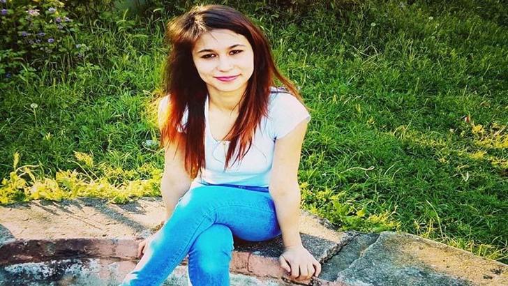 Evinde boğulan Esra, Çankırı'da toprağa verildi