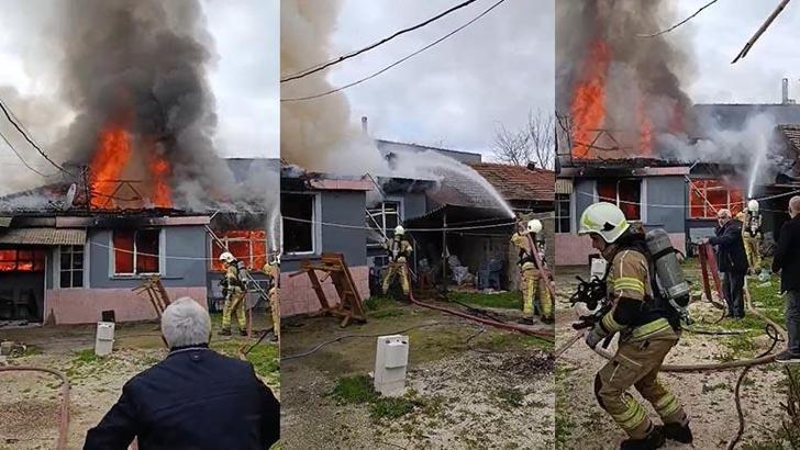 Tek katlı ev alevlere teslim oldu