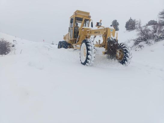 Kayseri’de ulaşıma kapanan 72 mahalle yolu açıldı