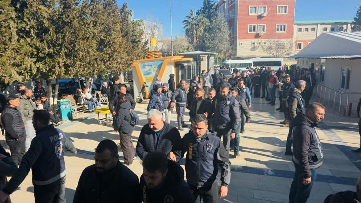 Şanlıurfa’da yasa dışı bahis operasyonunda 28 şüpheli adliyede