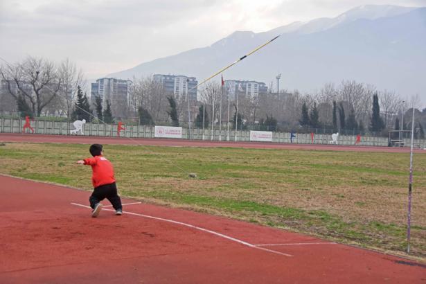 130 santim Ahmet, 230 santim ciritle Avrupa 2'ncisi oldu / Ek fotoğraflar
