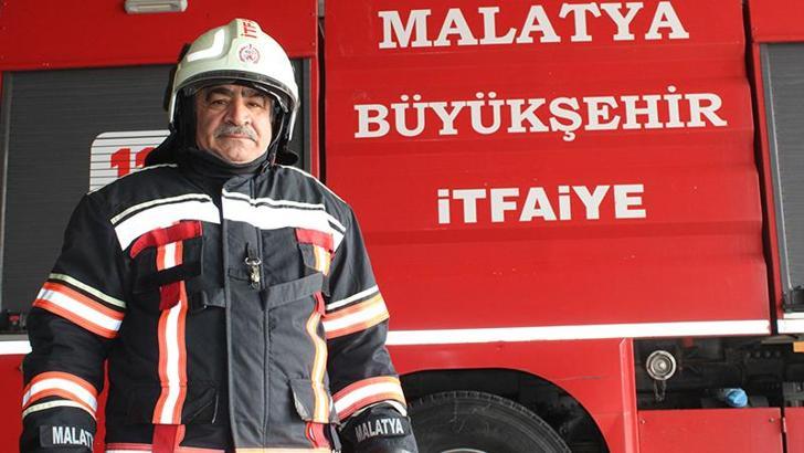 Mesleğini bırakıp, çocukluk hayali itfaiye eri oldu: Bu iş bende bir tutku