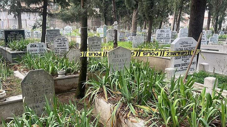 Mezarlıkta, poşette gömülü halde cenin bulundu