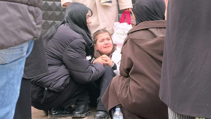 Karne töreninden dönen Erva, annesiyle geçirdiği kaza sonrası gözyaşlarına boğuldu