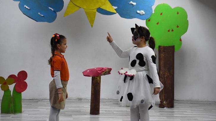 İlkokul öğrencileri değerleri tiyatro ile içselleştiriyor
