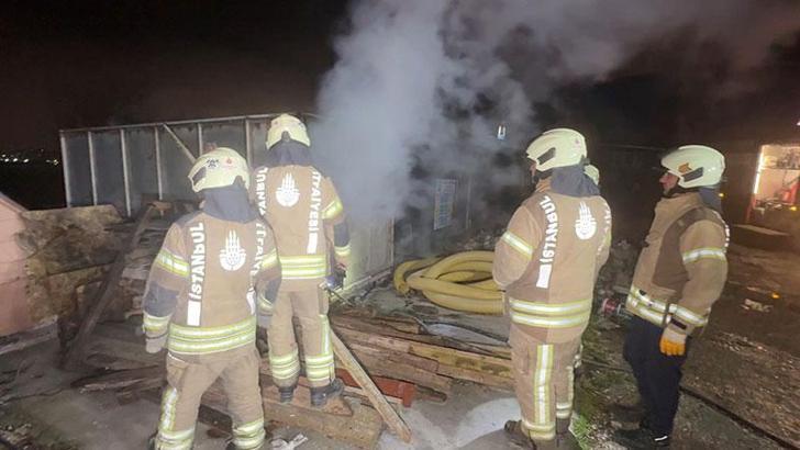 Avcılar'da konteynerde çıkan yangın söndürüldü