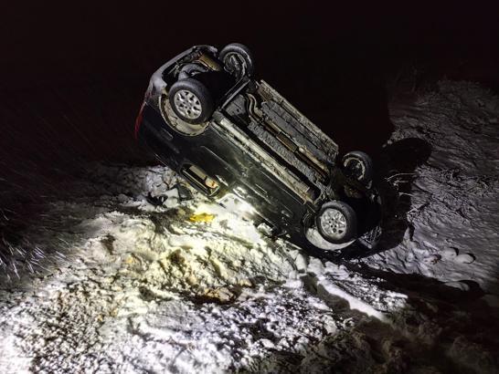 Mardin'de hafif ticari araç devrildi: 5 yaralı