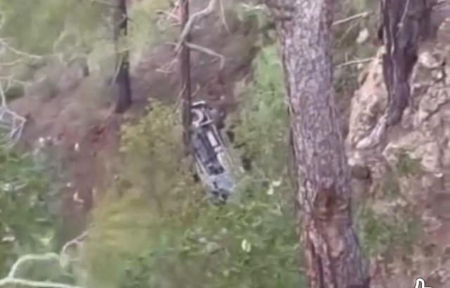 Babasından izinsiz aldığı otomobille şarampole yuvarlanan 15 yaşındaki çocuk öldü