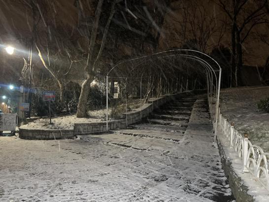 İstanbul - İstanbul'da kar yağışı gece boyunca sürdü